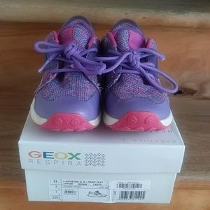 Geox shoes girl size US 2